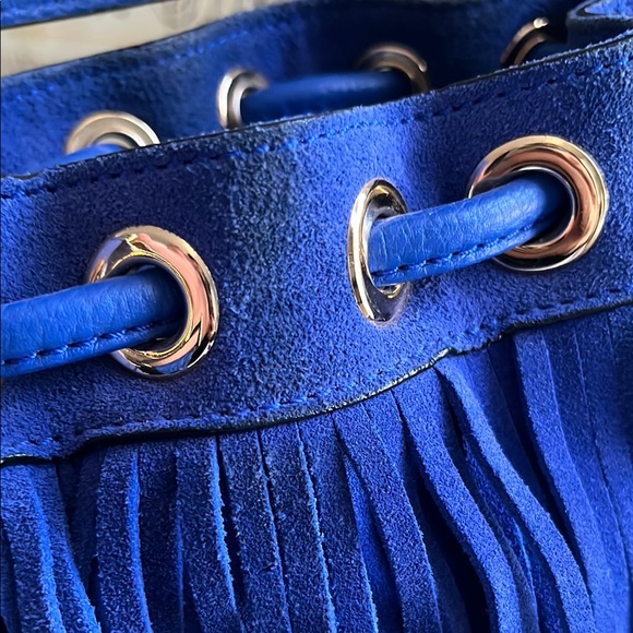 MILLY Blue Fringe Bucket Bag - Picture 7 of 14